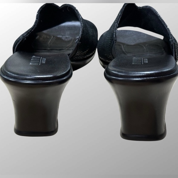 Munro American Walking Wedge Size 10 in Black - Picture 7 of 16